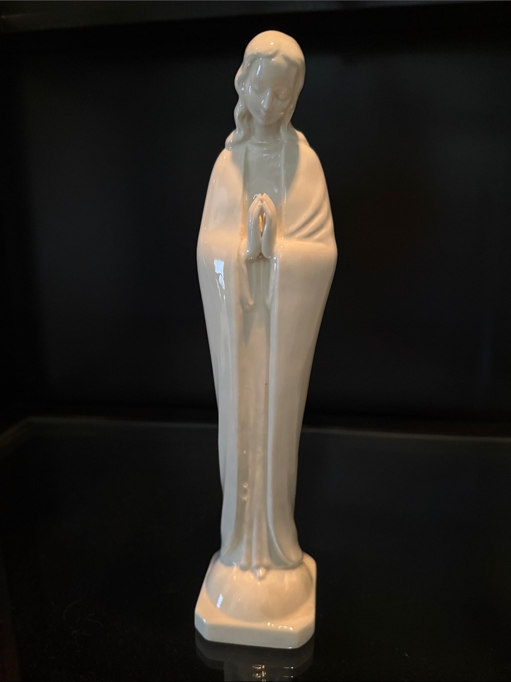 Vintage Hummel Praying  Madonna Figurine Germany 46/0